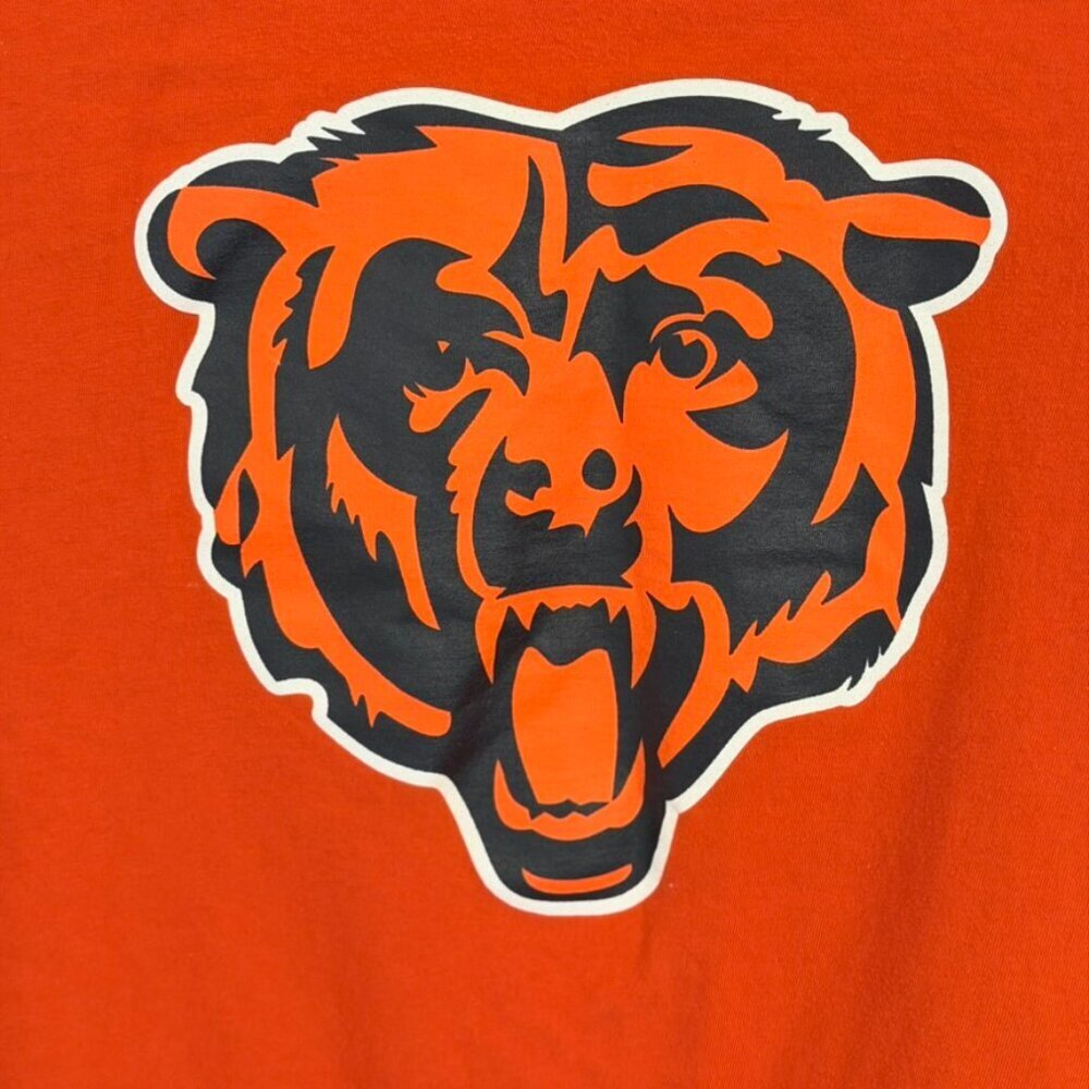 π§‘ Chicago Bears Long Sleeve Graphic Tee by Fanatics - Picture 2 of 4